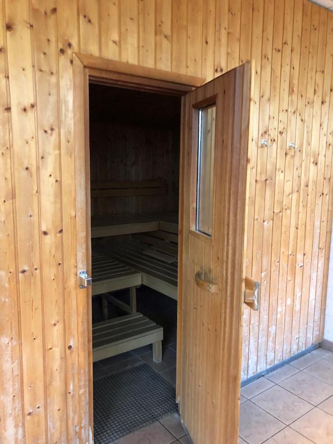 Appartement De Wadloper, Resort Amelander Kaap! Холлум Экстерьер фото